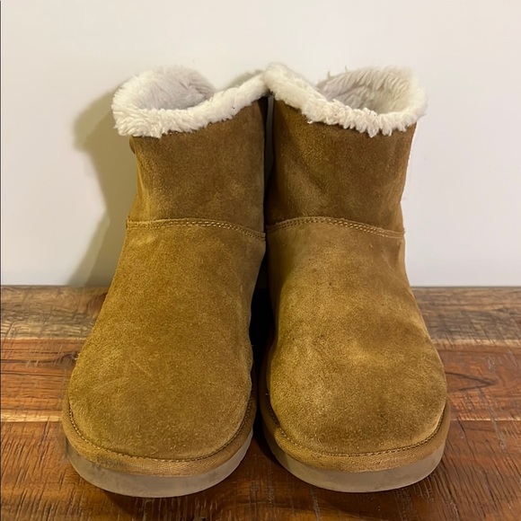 Koolaburra by UGG Chesnut Suede Short Boots, Women’s Size 8 - Picture 3 of 9